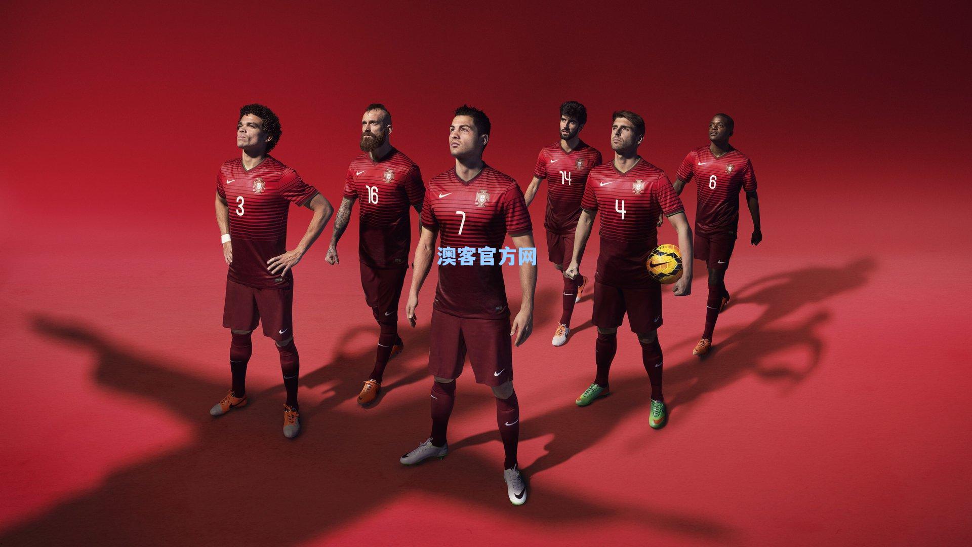 早报聚焦，绿茵面子之战今夜引爆，荣誉对决悬念拉满